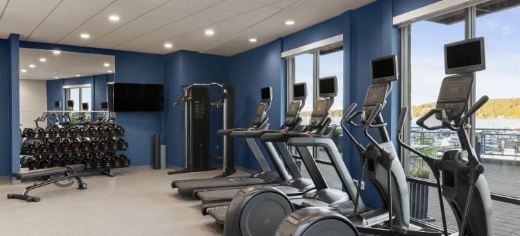 希尔顿欢朋套房酒店(Hampton Inn & Suites Bremerton)图片