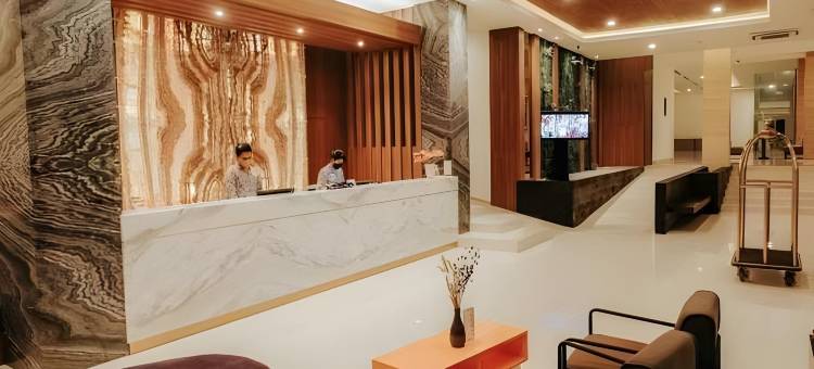 马都拉巴米加三弗朗特万酒店(Front One Hotel Pamekasan Madura)图片