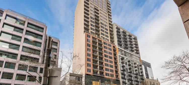 墨尔本龙思戴尔街盛橡套房酒店(Oaks Melbourne on Lonsdale Suites)图片
