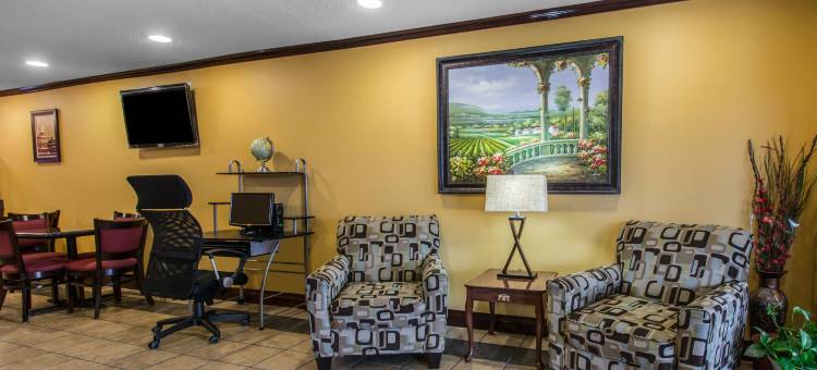 德富尼亚克斯普林斯I-10伊克诺旅馆(Econo Lodge Defuniak Springs I-10)图片