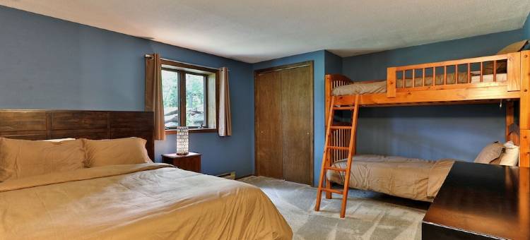 Champagne Chalet - Killington Ski House by Killington Vacation Rentals图片