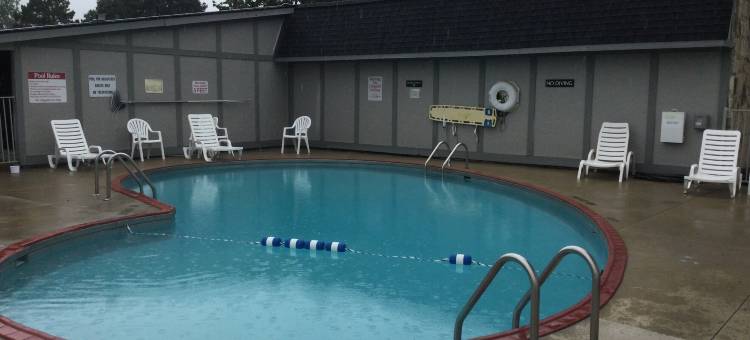 兰心 6 汽车旅馆(Travelodge by Wyndham Lansing MI)(Travelodge by Wyndham Lansing)图片