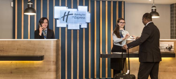 伦敦沃特福德交汇站智选假日酒店(Holiday Inn Express London - Watford Junction)图片