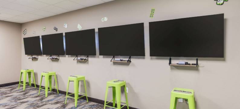 韦布城舒眠套房酒店(Sleep Inn & Suites Webb City)图片