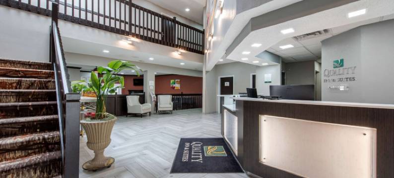 印第安纳波利斯西部布朗斯堡凯艺套房酒店(Quality Inn Indianapolis-Brownsburg - Indianapolis West)图片