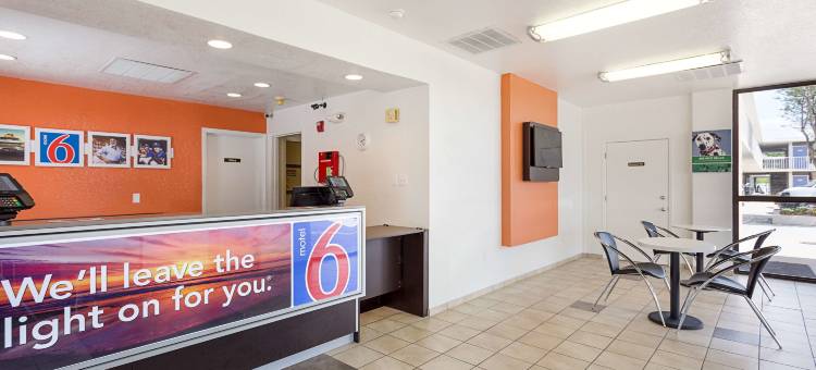 巴吞鲁日东南6号汽车旅馆(Motel 6 Baton Rouge, la - Southeast)图片