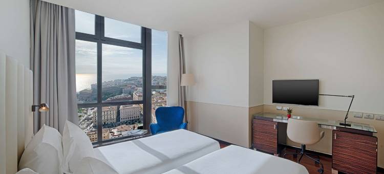 NH那不勒斯全景酒店(NH Napoli Panorama)图片