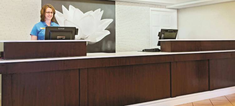 尚佩恩拉昆塔温德姆酒店(La Quinta Inn by Wyndham Champaign)图片