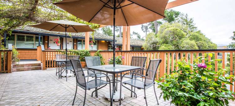 卡梅尔奥克斯凯隆精选酒店(Clarion Collection Carmel Oaks Inn)图片