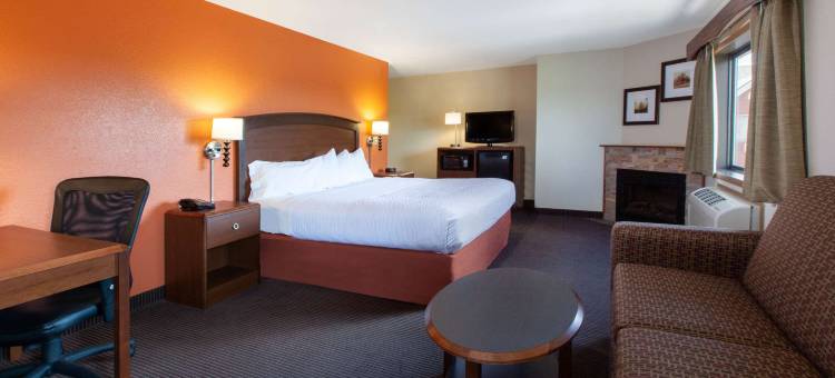 艾恩里弗美吟温德姆酒店(AmericInn by Wyndham Iron River)图片