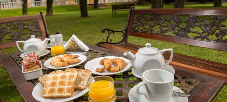 皮拉尔温德姆豪生酒店(Howard Johnson Pilar Resort Spa & Convention Center)图片