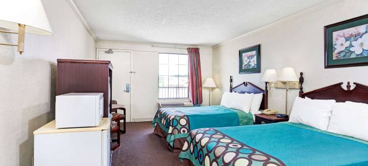 克拉克斯维尔东速8酒店(Super 8 by Wyndham Clarksville East)图片