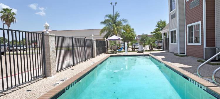 休斯顿麦客达套房酒店(Microtel Inn & Suites by Wyndham Houston)图片