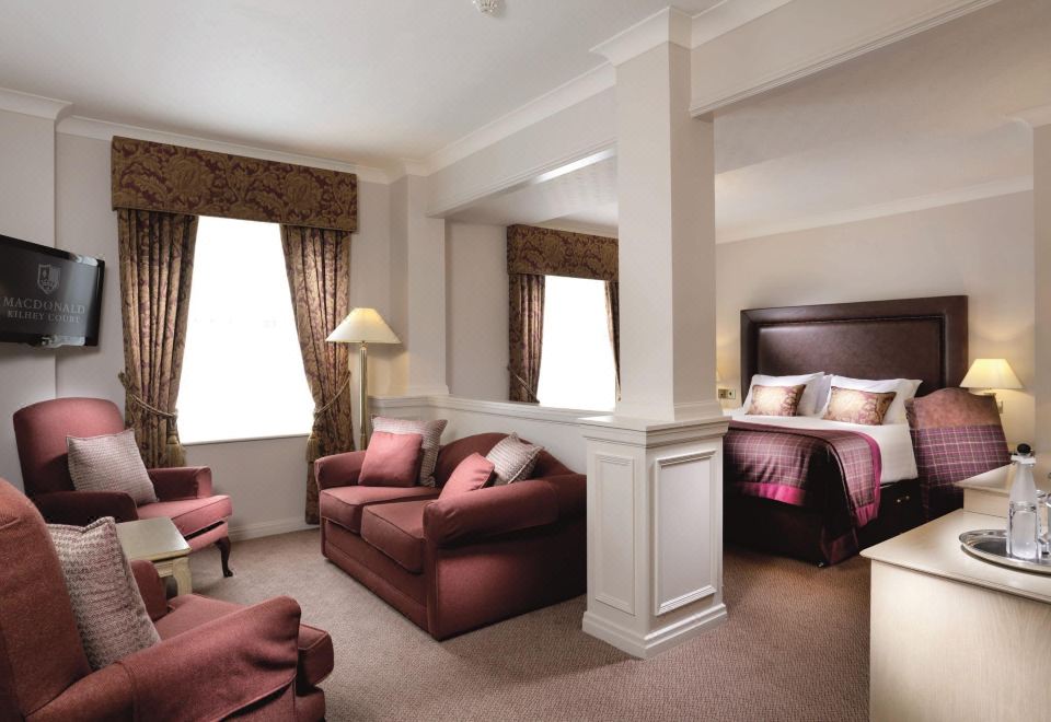 Macdonald Manchester HotelOver view