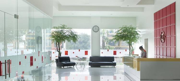 万隆牛仔裤街艾玛利斯酒店(Amaris Hotel Cihampelas Bandung)图片