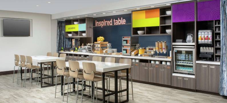 夏律第镇市中心希尔顿惠庭酒店(Home2 Suites by Hilton Charlottesville Downtown)图片