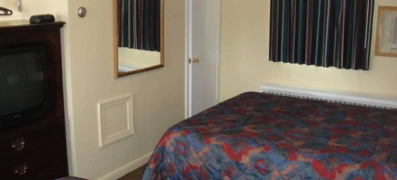 斯坦迪什汽车旅馆(Standish Motel)图片