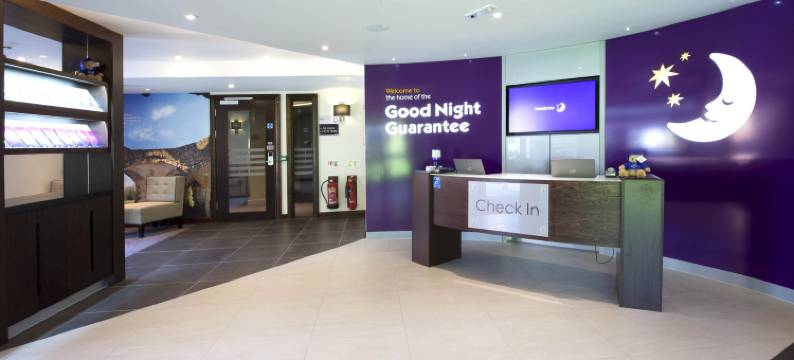 普瑞米尔法恩罕酒店(Farnham)图片