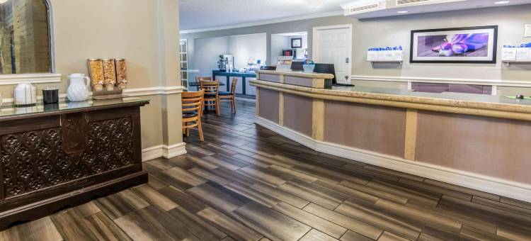 拉昆塔温德姆酒店由温汉姆IH-10西部圣安东尼奥TX(La Quinta Inn by Wyndham IH-10 West San Antonio TX)图片