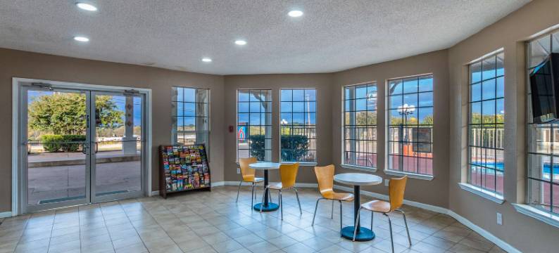 沃克西哈奇6号汽车旅馆(Motel 6 Waxahachie, TX)图片