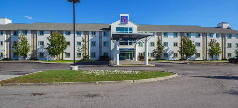 莫特尔6号汽车旅馆 - 多伦多东 - 惠特比(Motel 6 Whitby, on - Toronto East)图片
