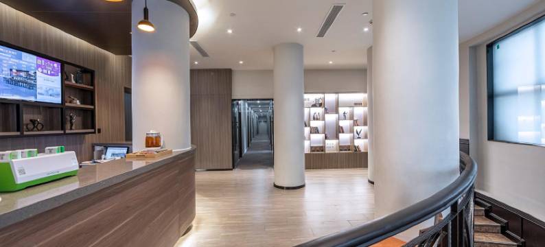 汉庭酒店(上海南站锦江乐园地铁站店)图片