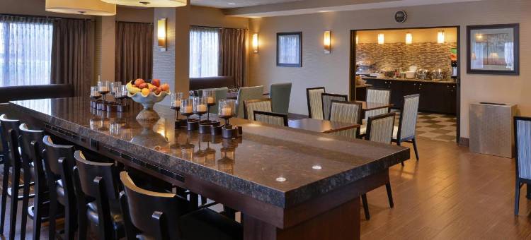 威奇托机场西贝斯特韦斯特优质酒店(Best Western Plus Wichita West Airport Inn)图片