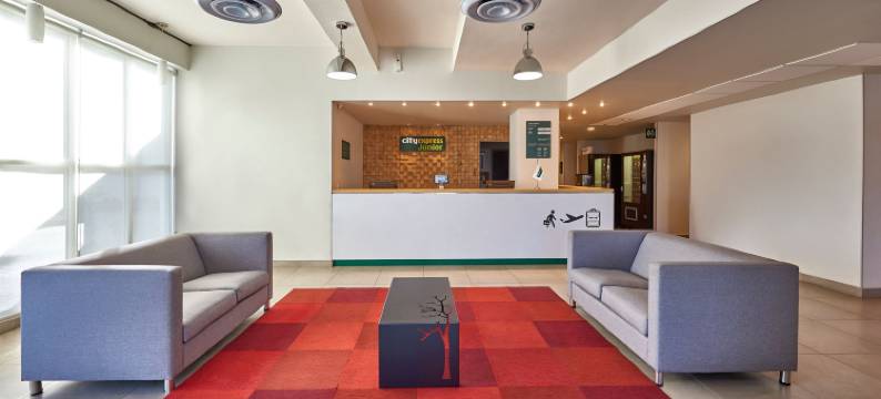 托卢卡工业区城市万豪城市快捷青年酒店(City Express Junior by Marriott Toluca Zona Industrial)图片