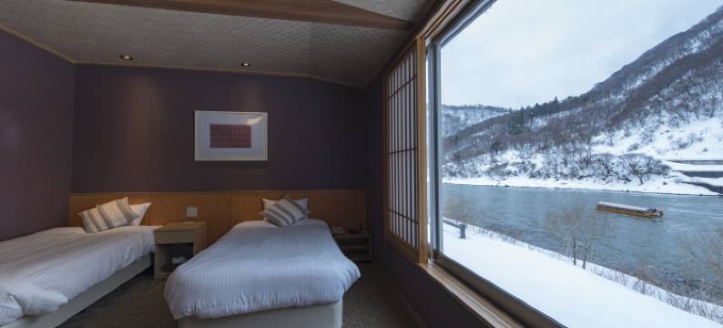 草薙温泉 最上川别邸红旅馆(名汤之宿 高见屋集团)(Takamiya Ryokan Beni)图片