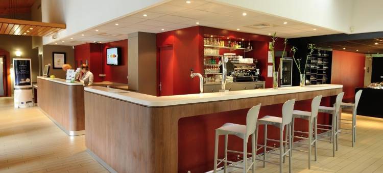 普瓦捷康铂酒店-未来影视城(Campanile Poitiers - Site du Futuroscope)图片