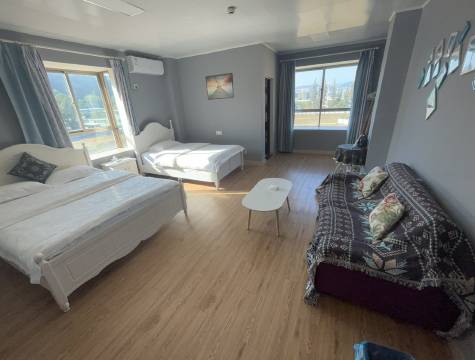 杨梅坑乐自在子衿居民宿(海研路分店)