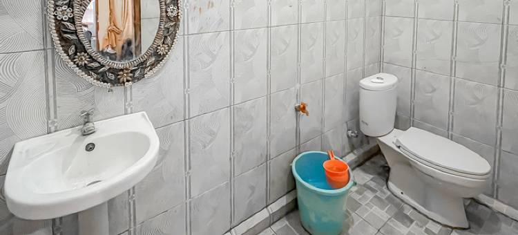 Penginapan Diar Near Pantai Santolo Mitra RedDoorz图片