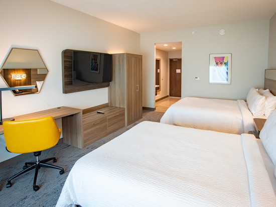 彭萨科拉机场北 - I-10 智选假日套房酒店