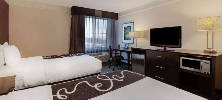 底特律乌蒂卡拉昆塔温德姆套房酒店(La Quinta Inn & Suites by Wyndham Detroit Utica)图片