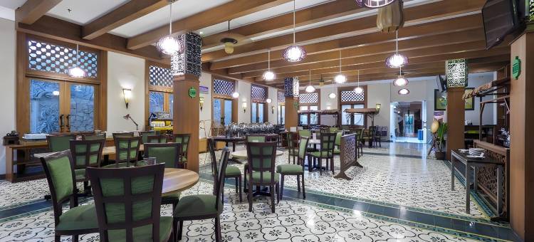 梭罗霍里森阿兹扎酒店(Aziza Syariah Hotel Solo by Horison)图片