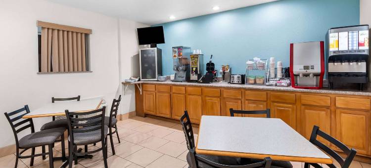 普莱森顿速8酒店(Super 8 by Wyndham Pleasanton)图片