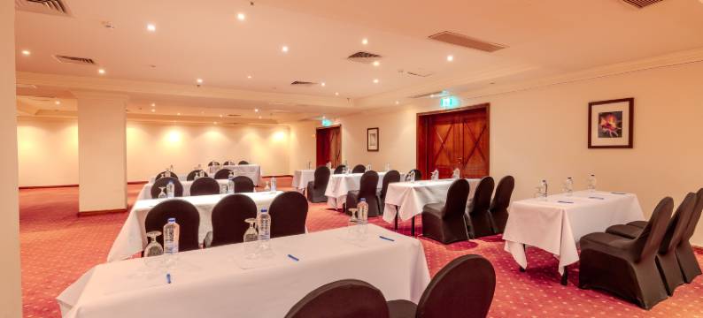 CONTINENTAL PLAZA BEACH RESORT by IHG图片