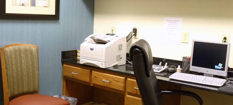 希尔顿欢朋套房酒店-切萨皮克切萨皮克广场购物中心(Hampton Inn & Suites Chesapeake-Square Mall)图片