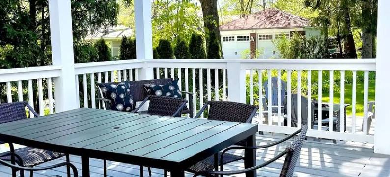 Simply Stunning Home in DT Lake Geneva W/Game room!图片