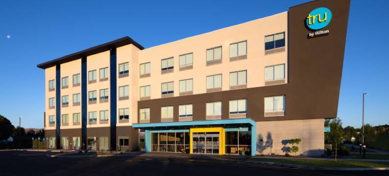 希尔顿雅吉马机场Tru酒店(Tru by Hilton Yakima Airport)图片