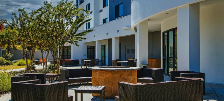 比洛克西北/D蒂贝维尔万怡酒店(Courtyard Biloxi North/d'Iberville)图片