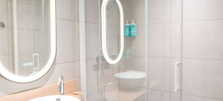 南鲁昂天顶公园世博诺富特酒店(Novotel Rouen Sud Zenith Parc Expo)图片