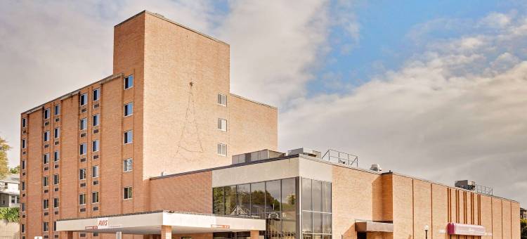 马凯特华美达酒店(Ramada by Wyndham Marquette)图片