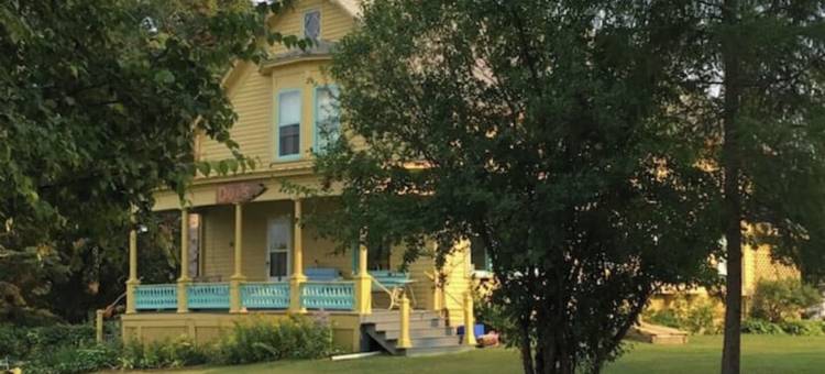 Rivers Edge Victorian Inn图片