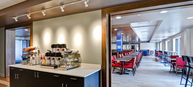 波士顿智选假日酒店(Holiday Inn Express Boston)图片