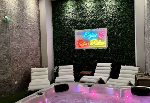 B&B Sicily in LoveHotel Overview