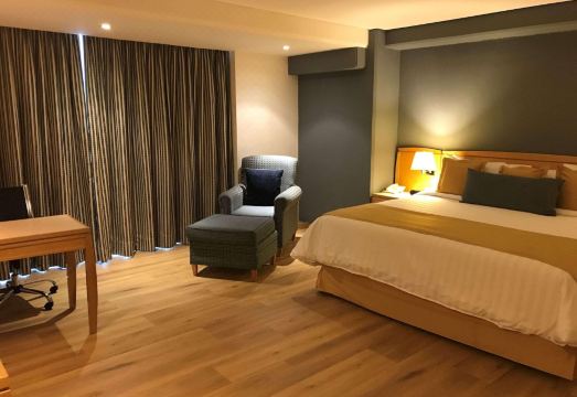 Radisson Paraiso Hotel Mexico CityHotel Overview