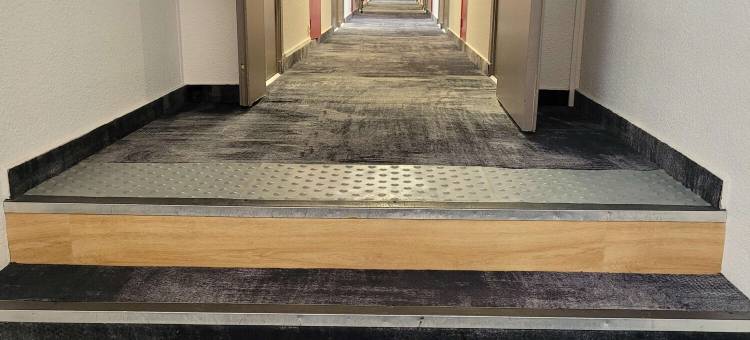 普瑞米尔克拉斯里昂北部-达迪利酒店(Premiere Classe Lyon Nord Dardilly)图片