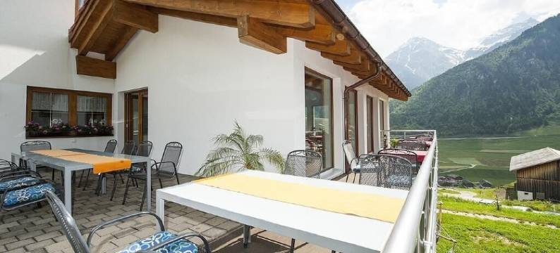 康塔酒店(Hotel Cuntera)图片