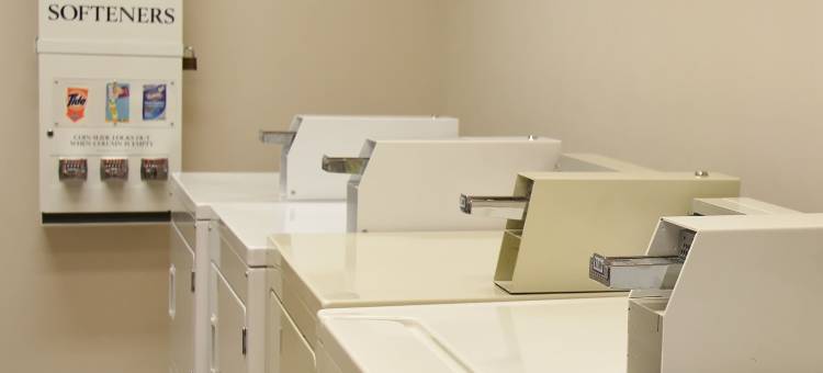 霍姆斯特德套房酒店(Homestead Inn and Suites)图片